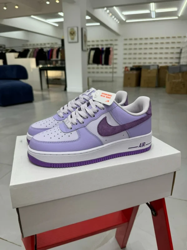 Nike Air Force 1 HQ3905-500